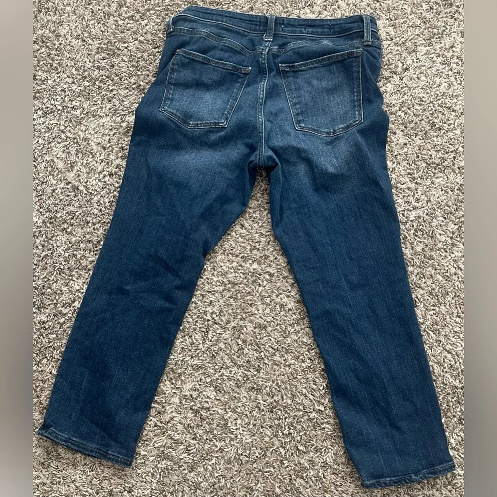 Universal Thread 
High Rise Jeans - Picture 2 of 3